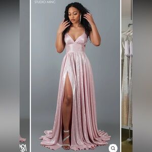 Studio Minc, Size Small-Medium, Prom/Formal Dress